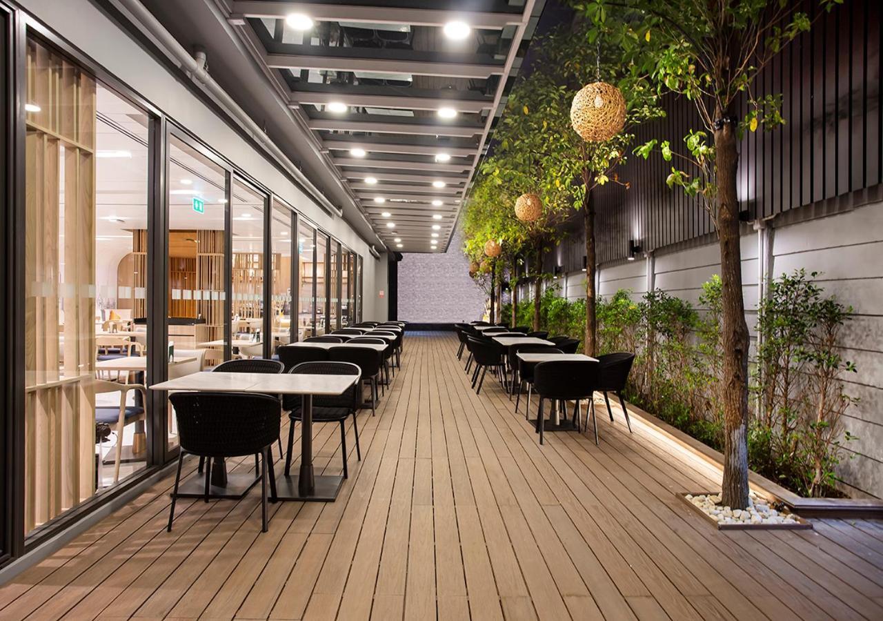 Holiday Inn Express & Suites Bangkok Central Pier By Ihg Exterior photo